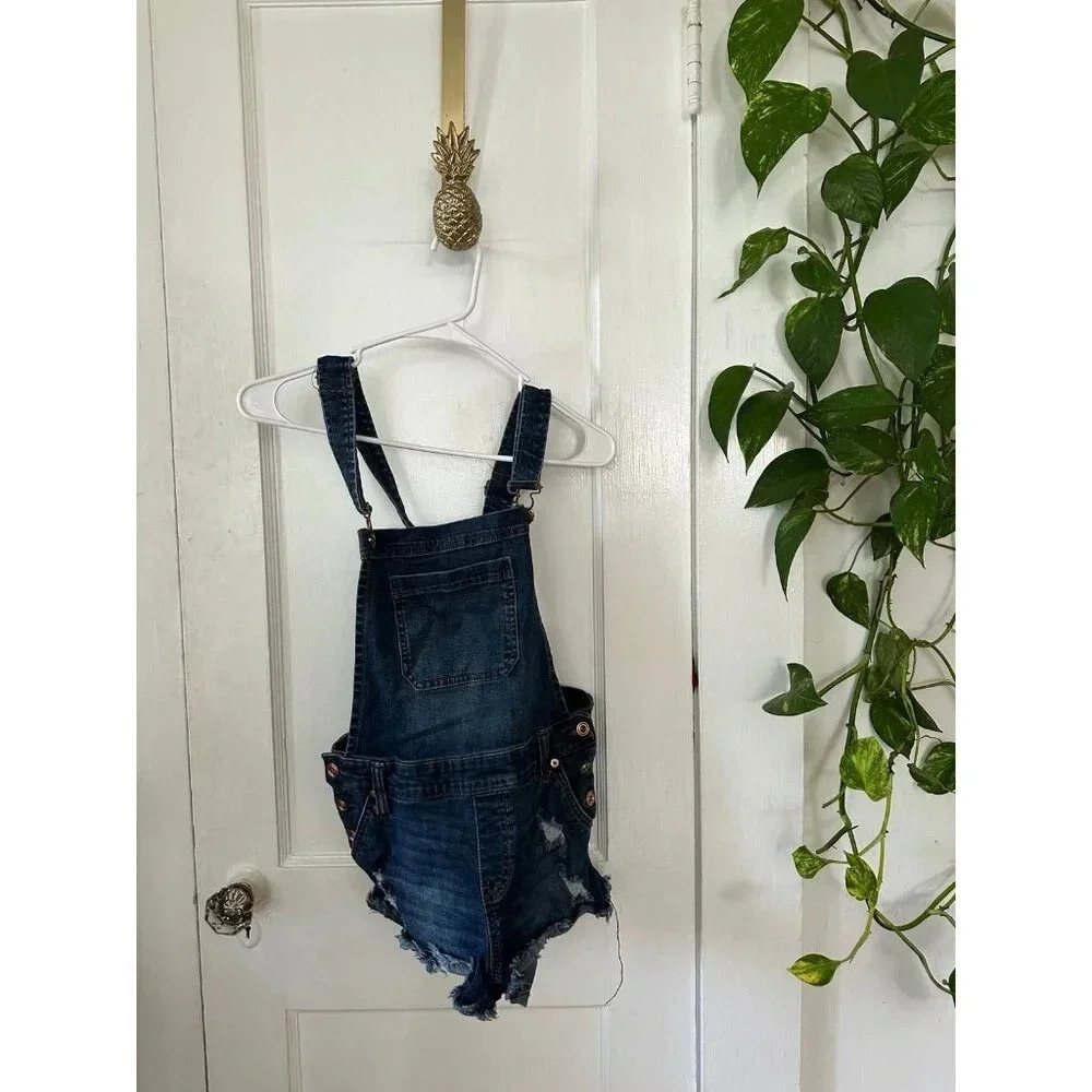 Celebrity Pink women’s size x-small overalls